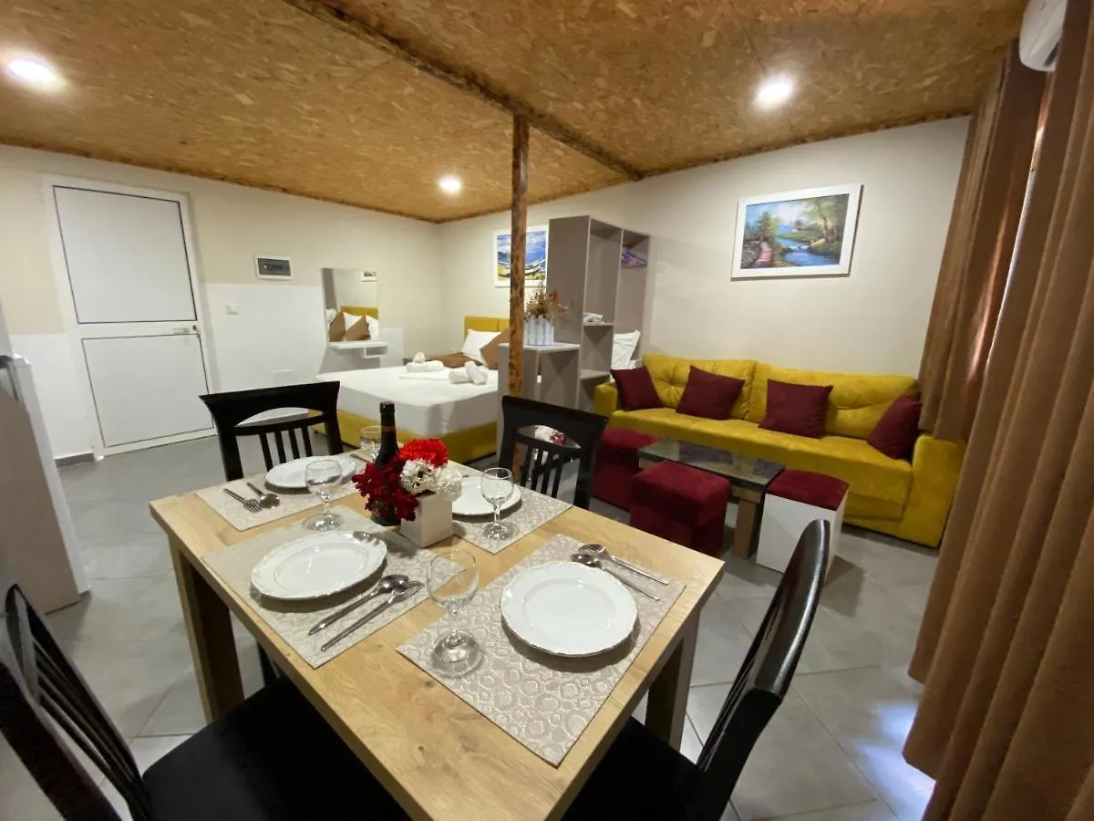 Full Moon Apartments Ksamil 0*,  Albanie