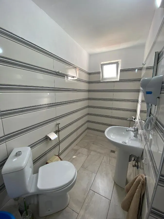 Full Moon Apartments Ksamil