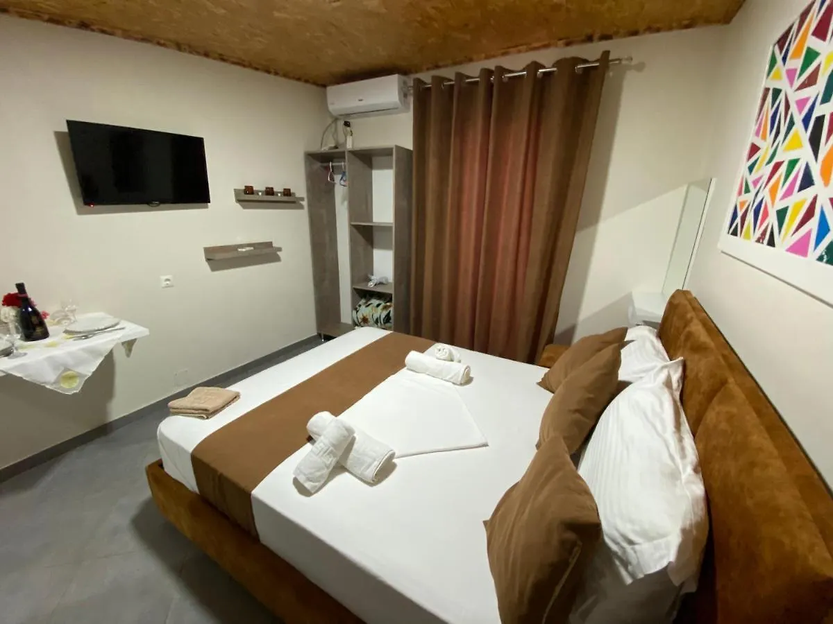 Full Moon Apartments Ksamil