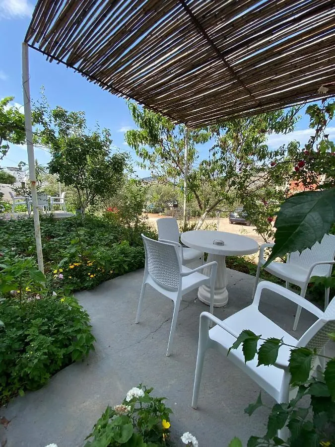 Full Moon Apartments Ksamil