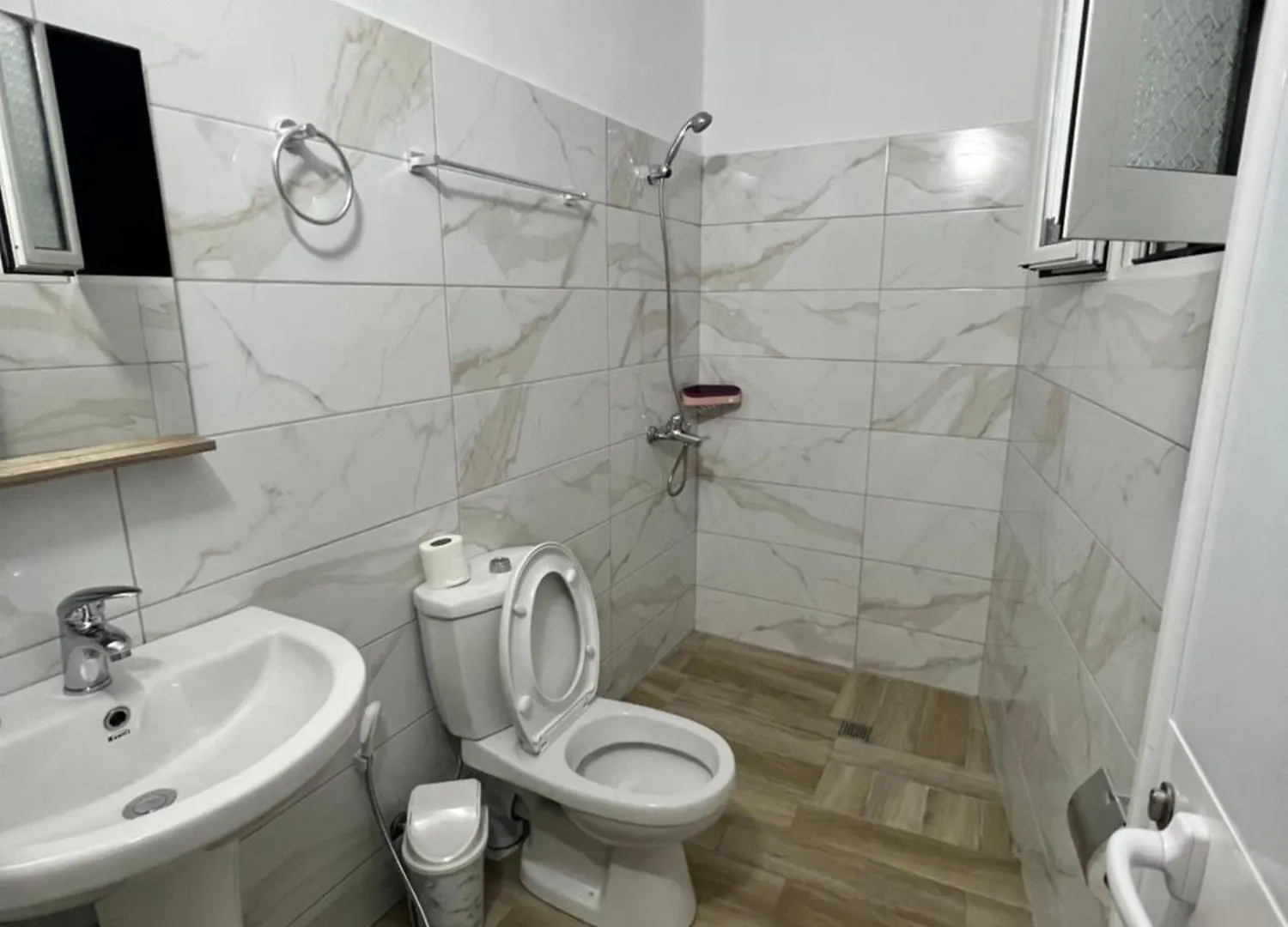 Full Moon Apartments Ksamil
