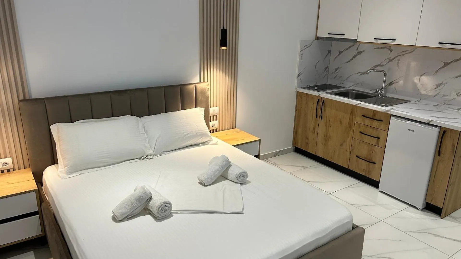 Full Moon Apartments Ksamil