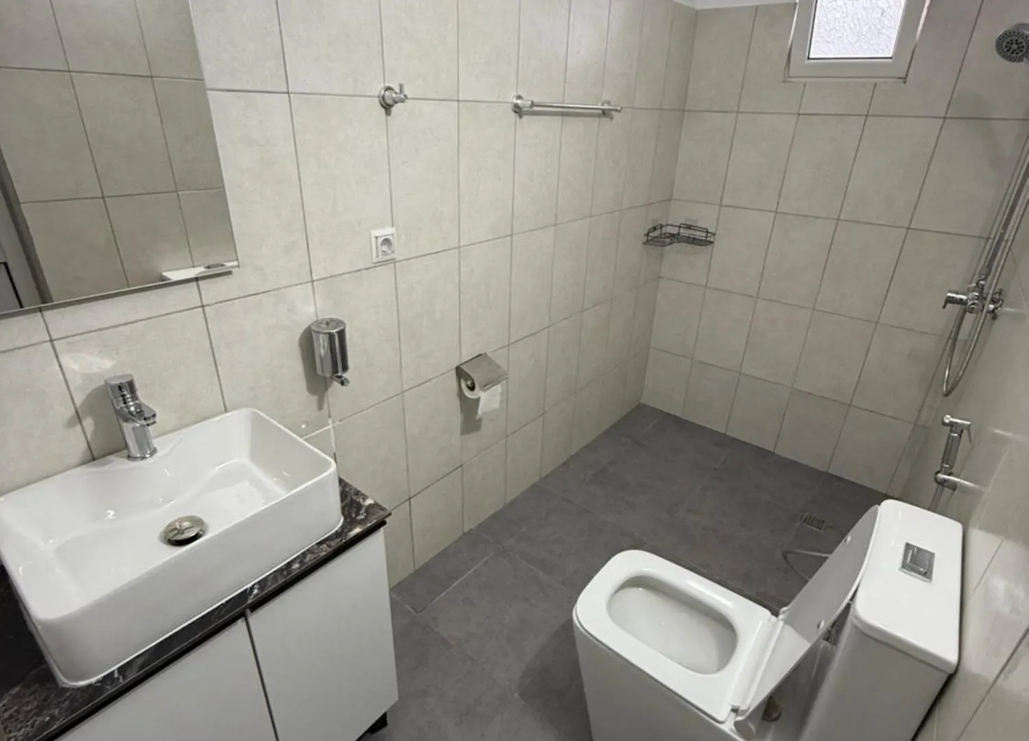 Full Moon Apartments Ksamil