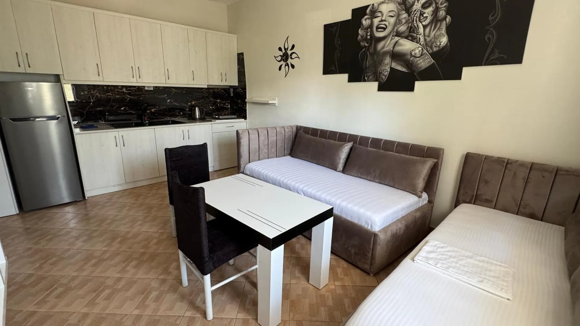 Full Moon Apartments Ksamil Albania