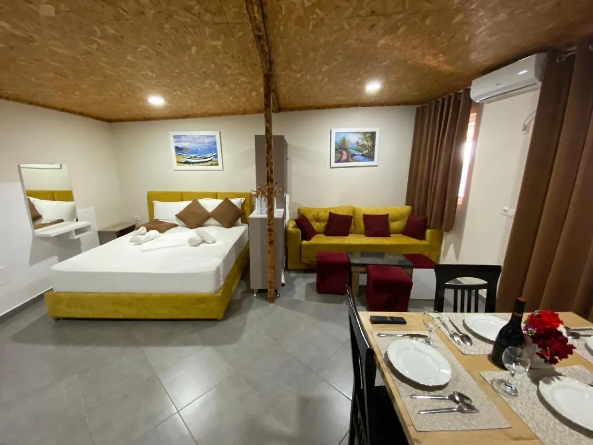 Full Moon Apartments كساميل
